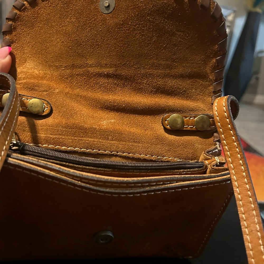 Patricia Nash Brown Leather Embossed Bag - Picture 3 of 3